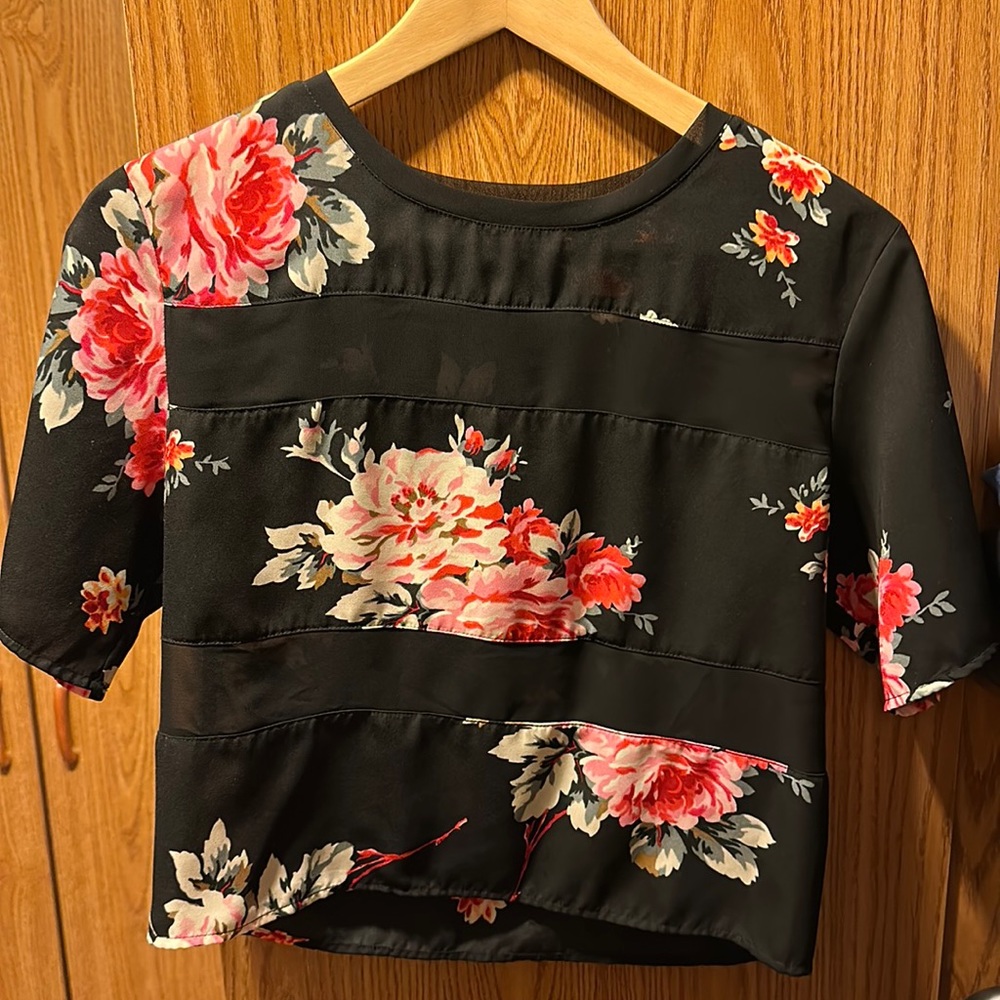 Express floral crop top